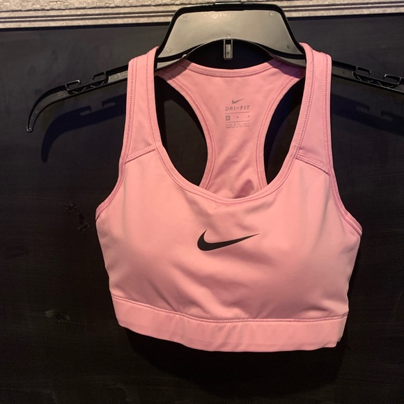 Nike Other - Nike medium sports bra